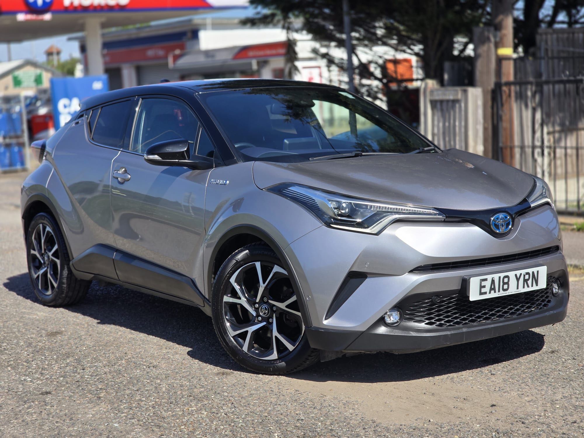OYOTA C-HR 1.8 Hybrid Dynamic 5dr CVT