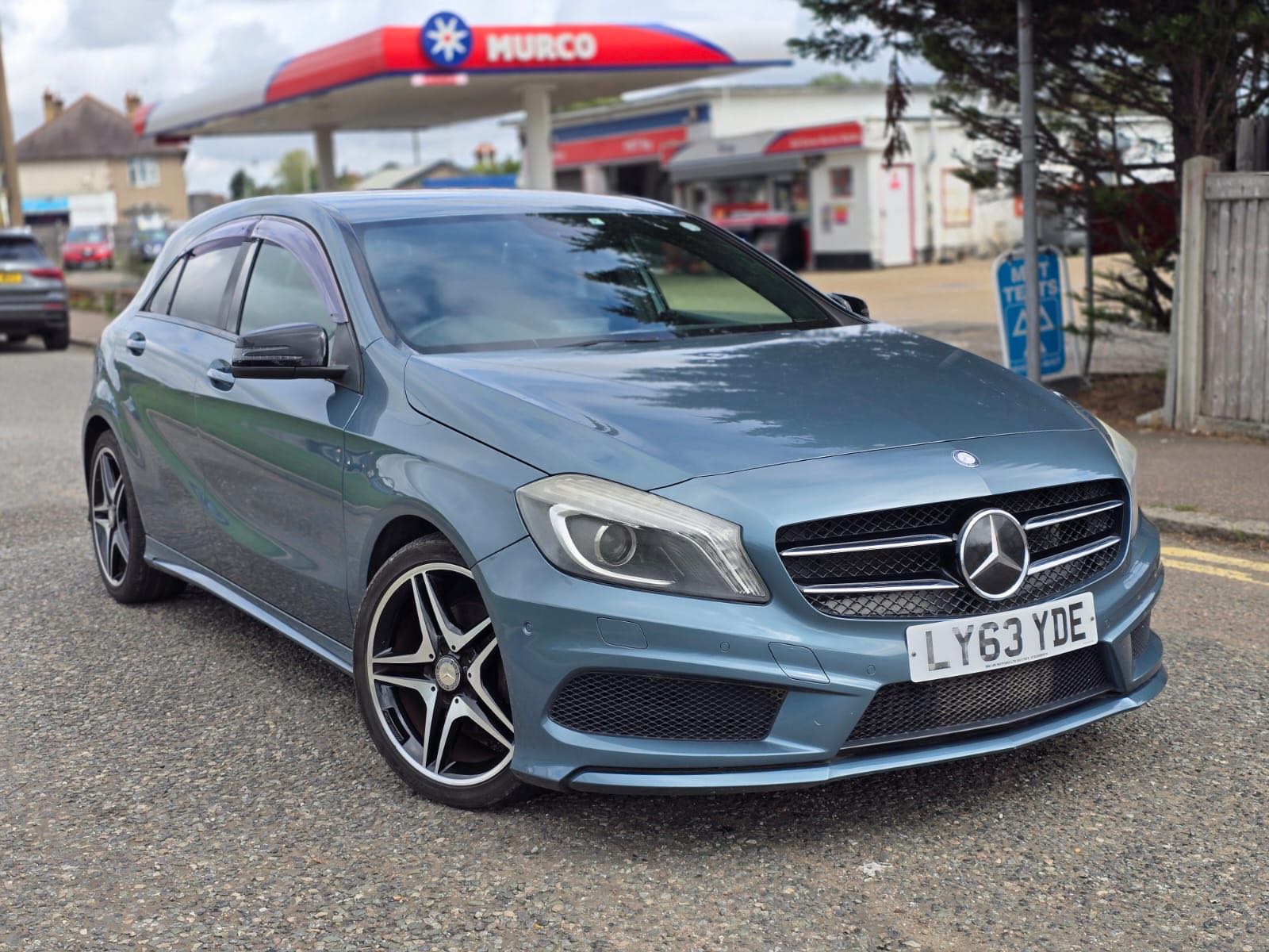 MERCEDES-BENZ A180 AMG 2013 Mercedes A180 AMG Sports Automatic