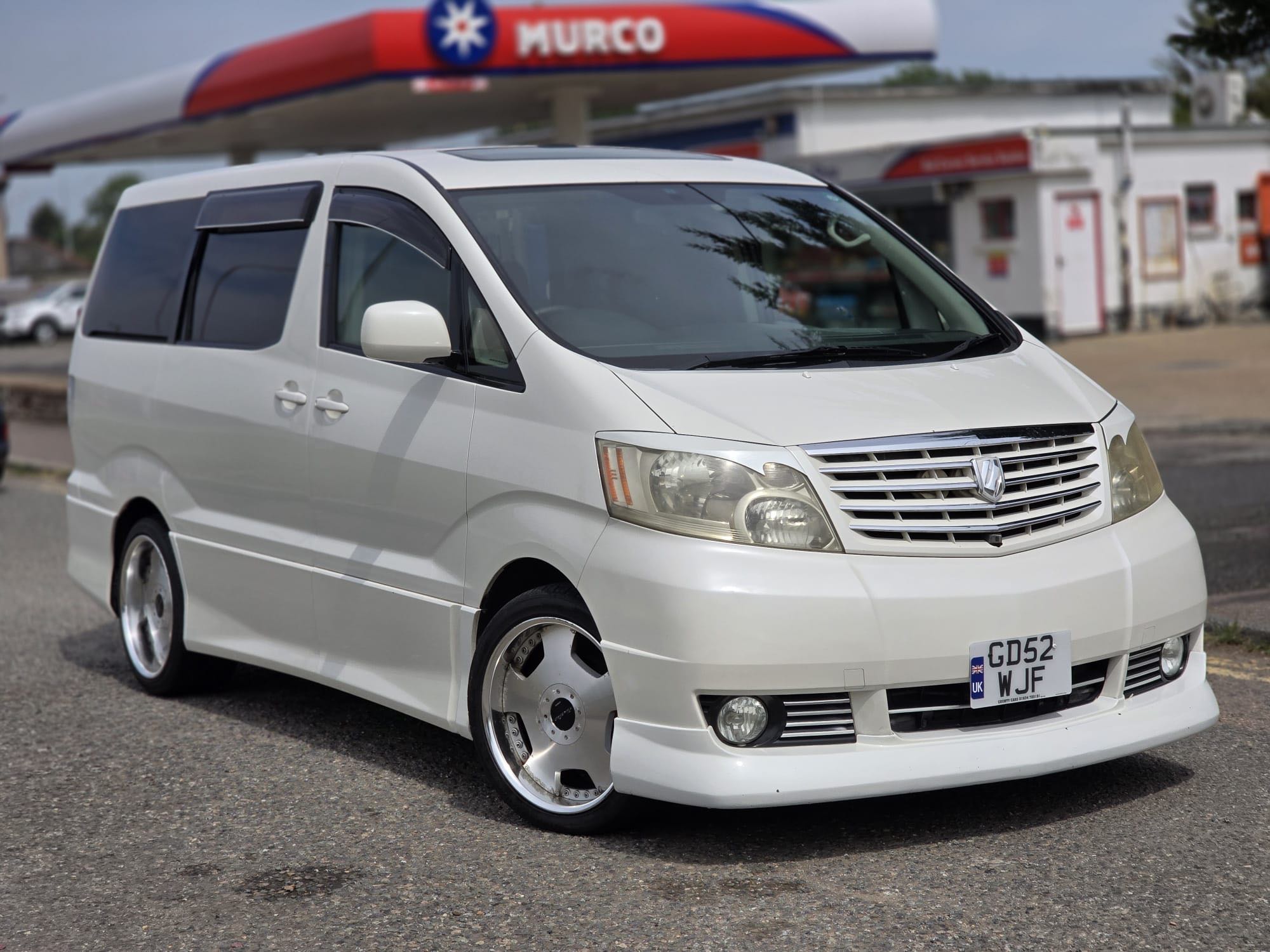 TOYOTA ALPHARD G PACKAGE 3.0 PETROL 2003(52) 8 SEATERS, FINANCE AVAILABLE,