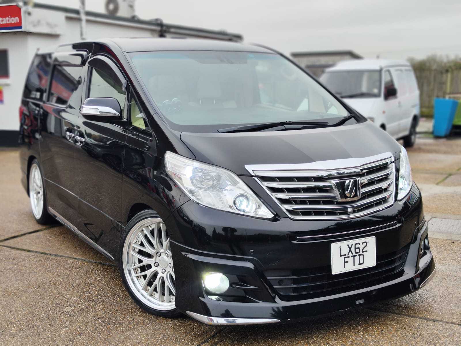 TOYOTA ALPHARD 3.5 V6 PETROL 2012(62) PREMIUM 7 SEATS EDITION,HKS SUPERCHARGE.