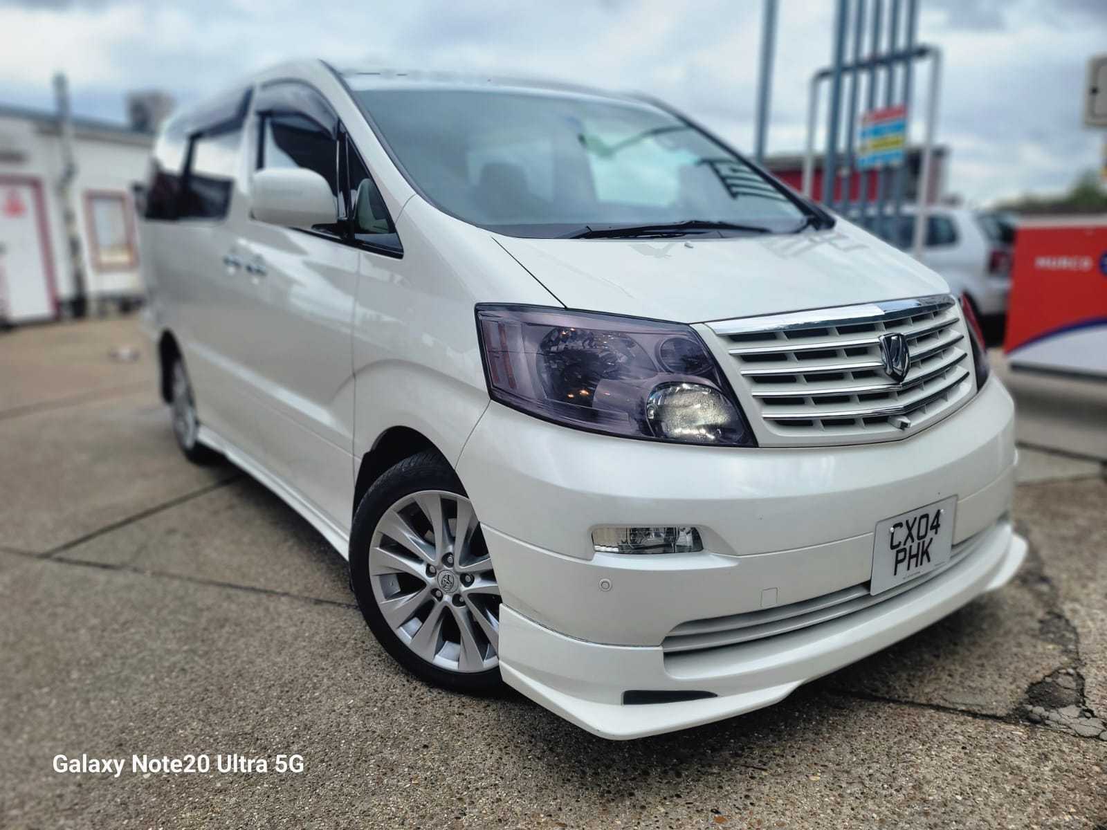 TOYOTA ALPHARD WHITE 2.4 PETROL 2004(04) 7 SEATERS FINANCE AVAILABLE.SERVICE HIS