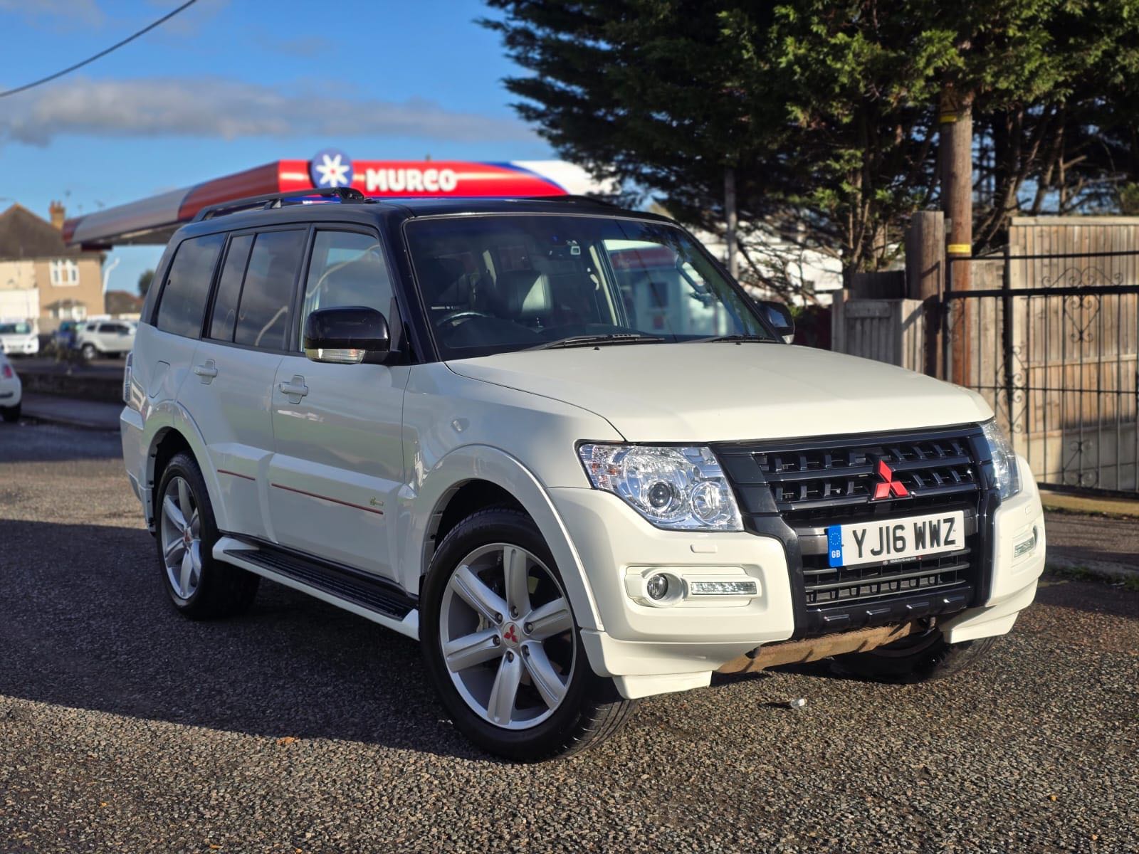 Mitsubishi Shogun 3.2 DI-DC SG4 Auto 4WD Euro 6 5dr LWB