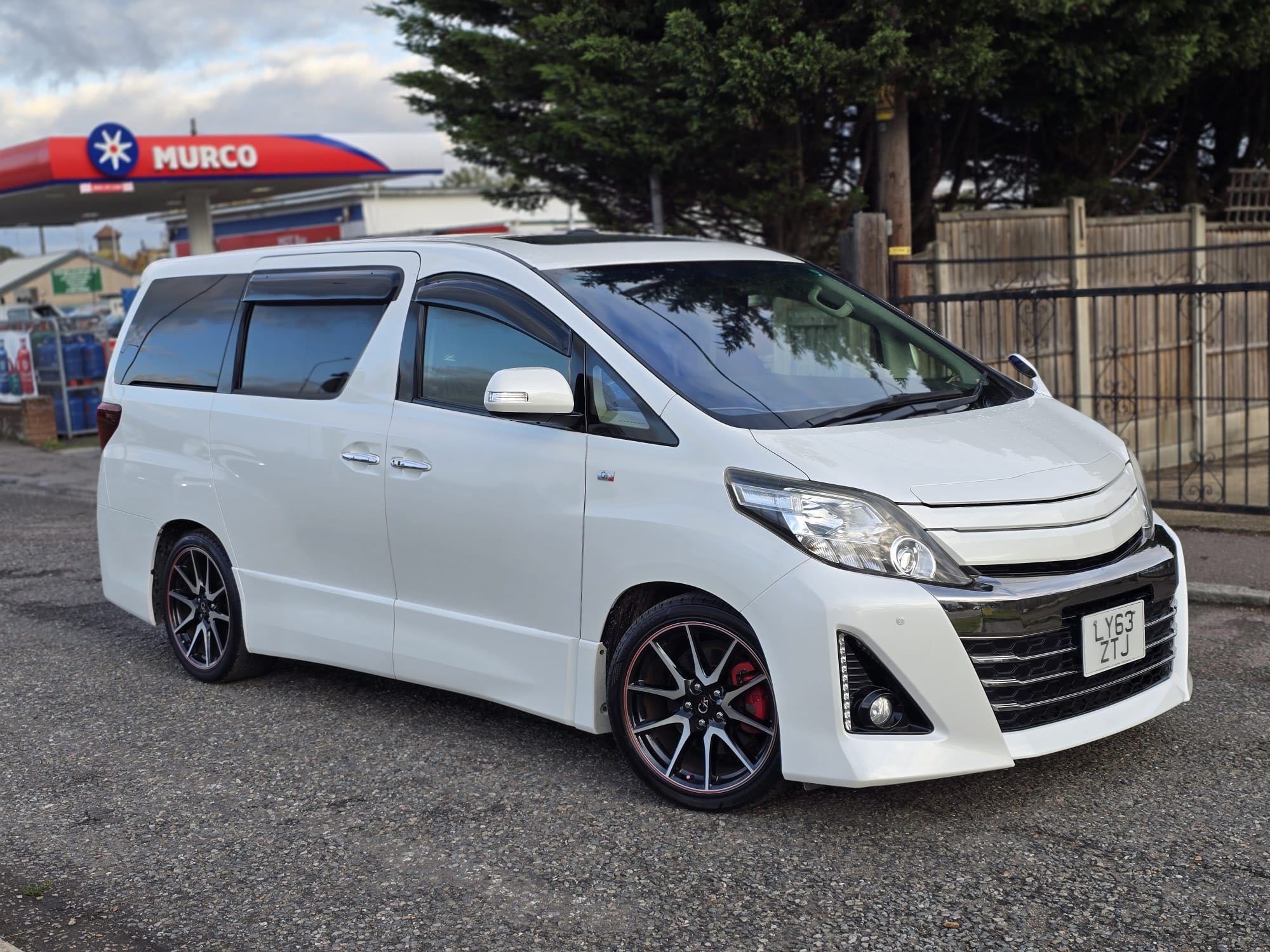 TOYOTA ALPHARD GS 3.5cc PETROL AUTOMATIC, 7 SEATERS FINANCE AVAILABLE