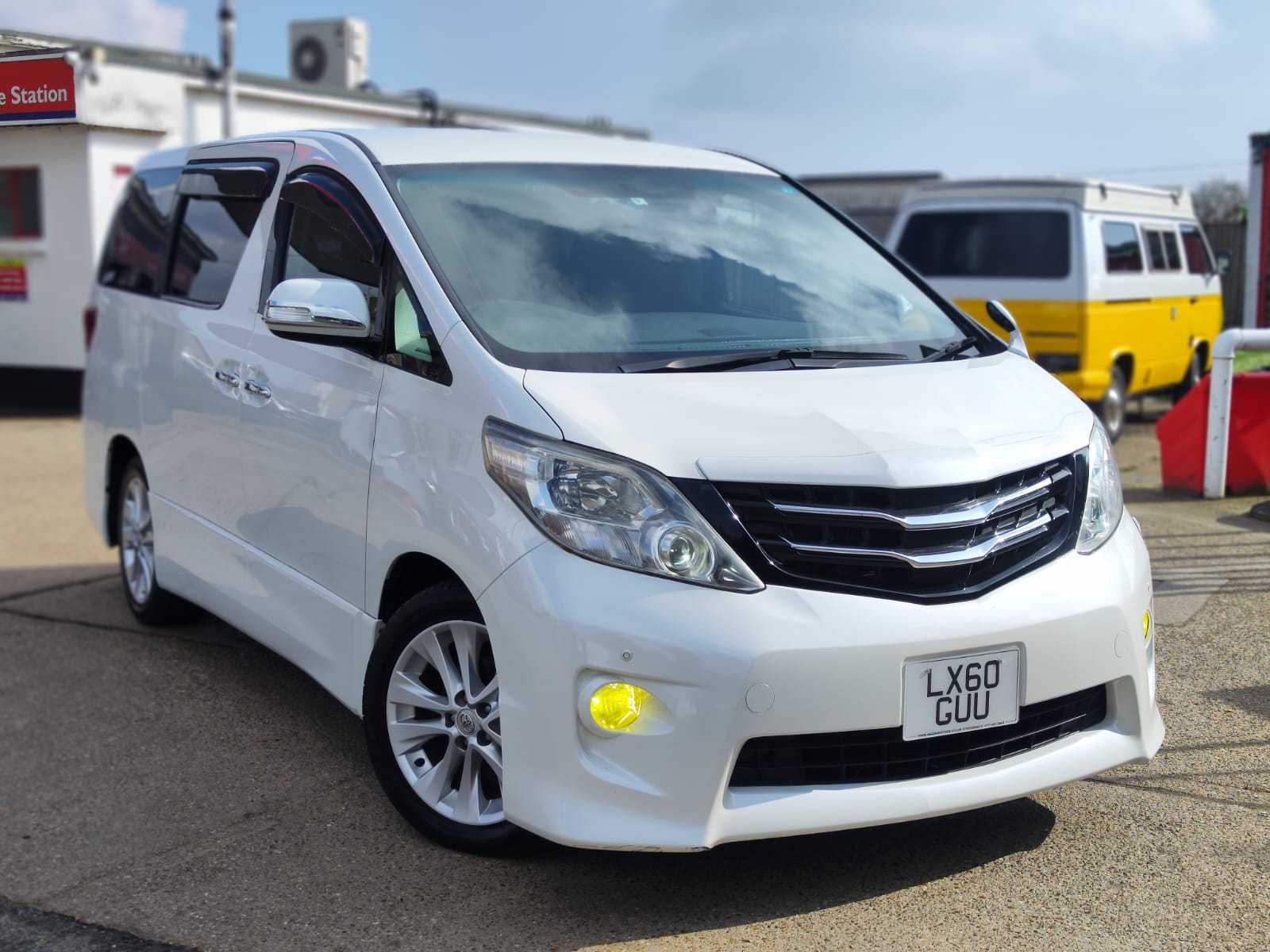 TOYOTA ALPHARD/VELLFIRE WHITE 2.4 PETROL 2010(60) ULEZ FREE,8 SEATERS,POWER DOR