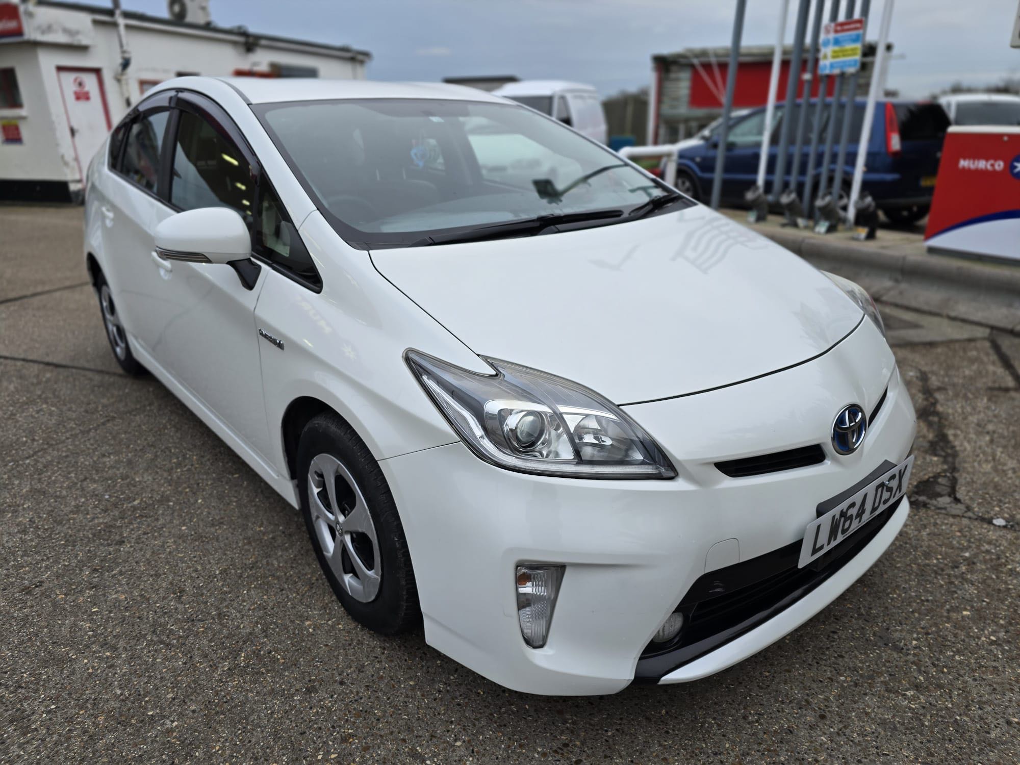 Toyota Prius 1.8 PETROL HYBRID 2014(64) ULEZ FREE,£30 PER YEAR ROAD TAX