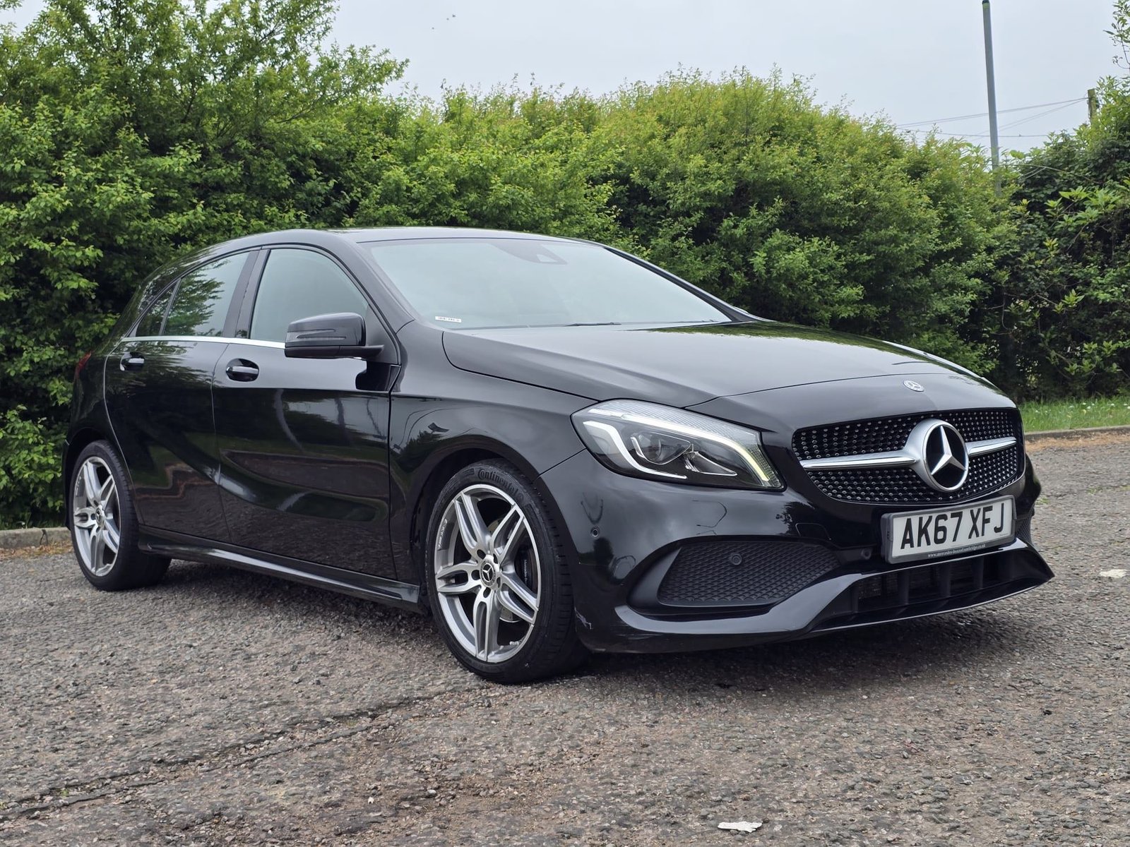 MERCEDES-BENZ A CLASS BLACK A180 AMG Line Premium 5dr Auto
