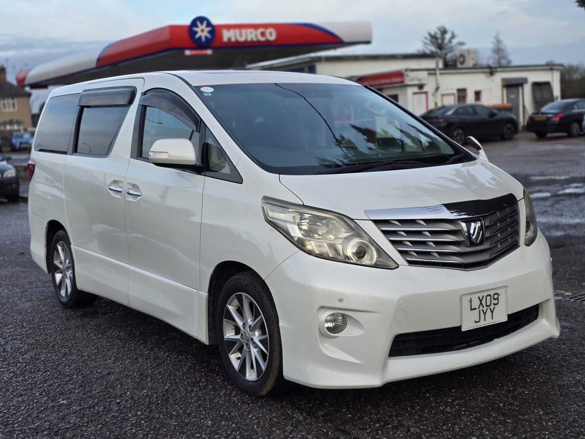 TOYOTA ALPHARD 240S PETROL, AUTOMATIC, 7 SEATERS,
