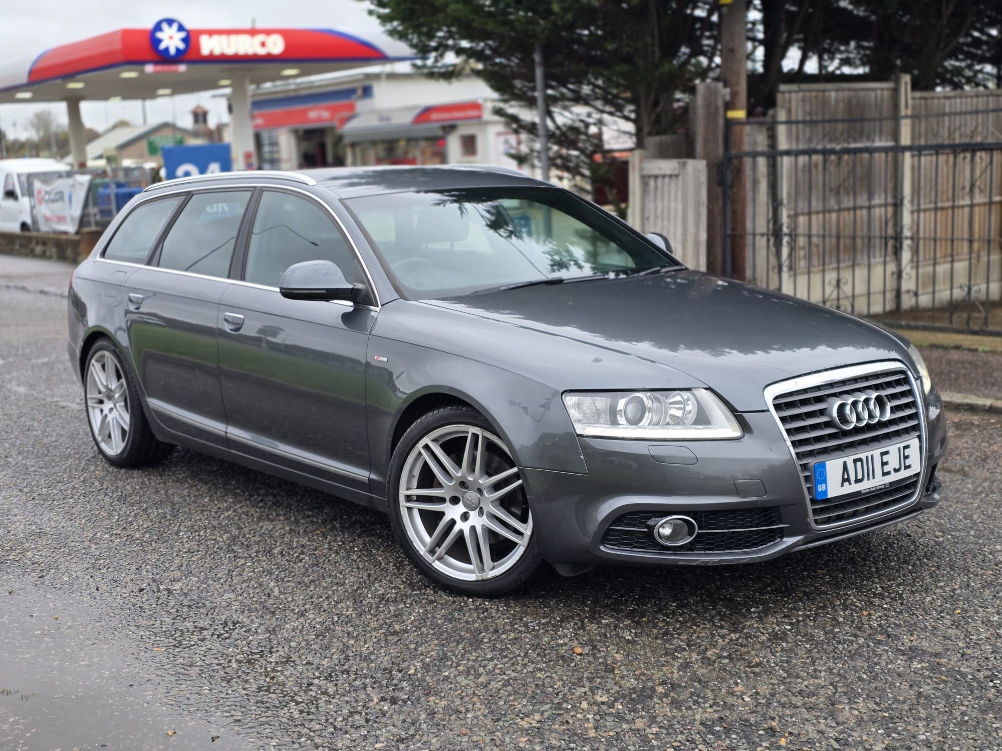 Audi A6 Avant 2.0 TDI S line Special Edition Estate 5dr Diesel Multitronic Euro 5 (170 ps)