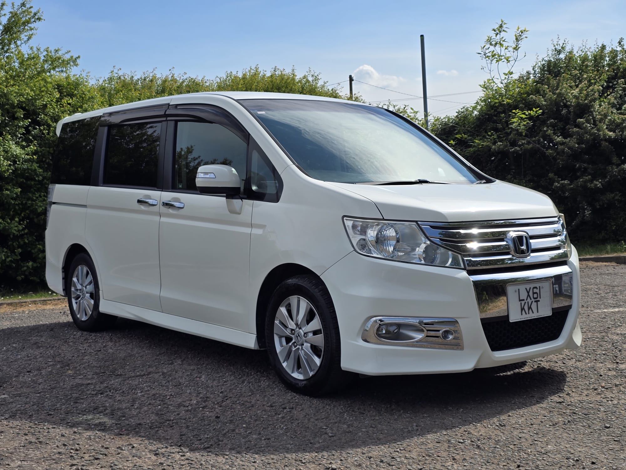 HONDA STEPWAGON AUTO 2.0 Petrol Spada S, 8 Seats, MPV Petrol Automatic