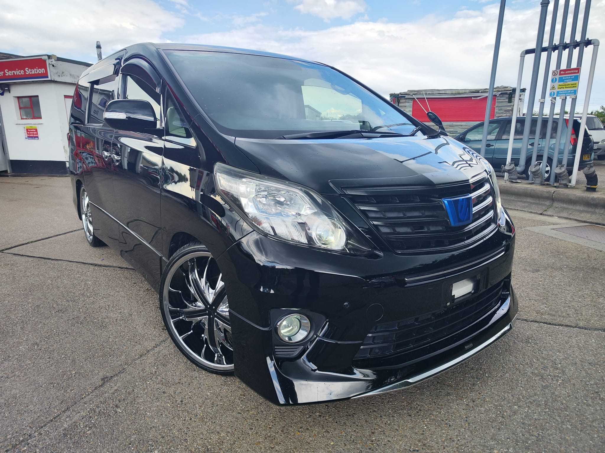 TOYOTA ALPHARD 2.4 PETROL AUTO 2013(13)7 SEATERS ULEZ FREE,